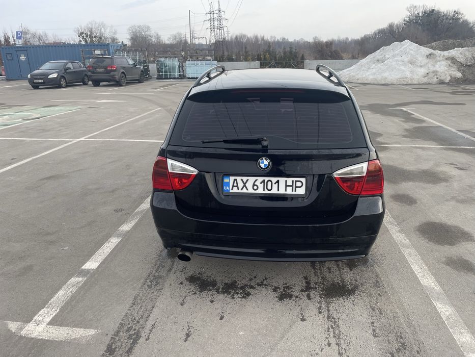 Продам BMW E91  2.0d