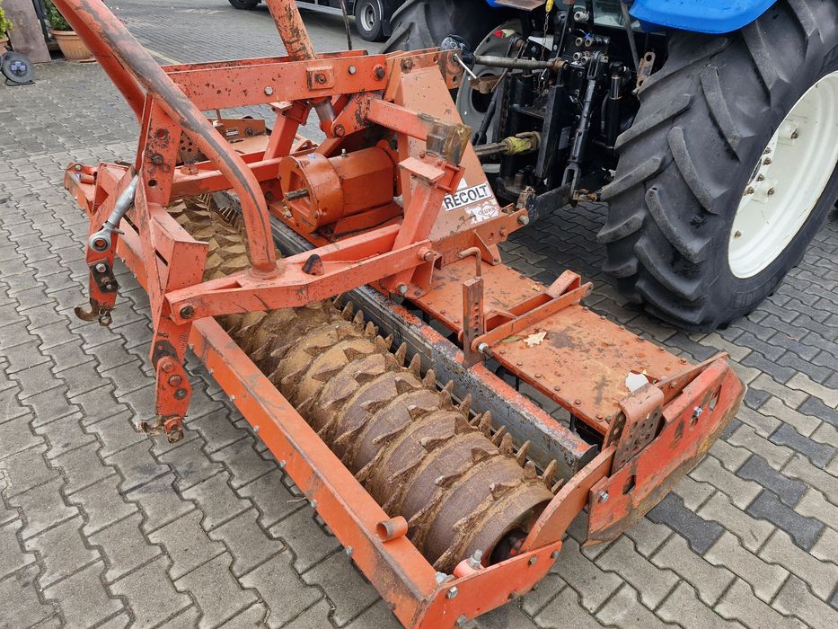 Brona aktywna Agregat aktywny KUHN Belrecolt HRB 302 Wał Packera Hydro