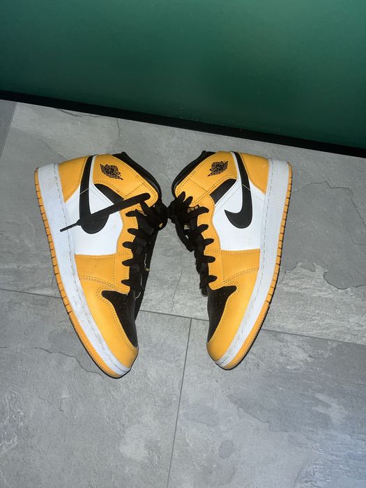 Nike Jordan 1 Mid Taxi Yellow Toe 2022Size