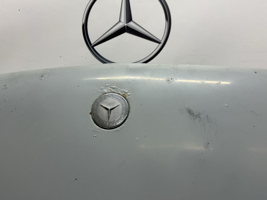 Капот (під відновлення) на Віто W639 капот на Mercedes Viano Vito W639