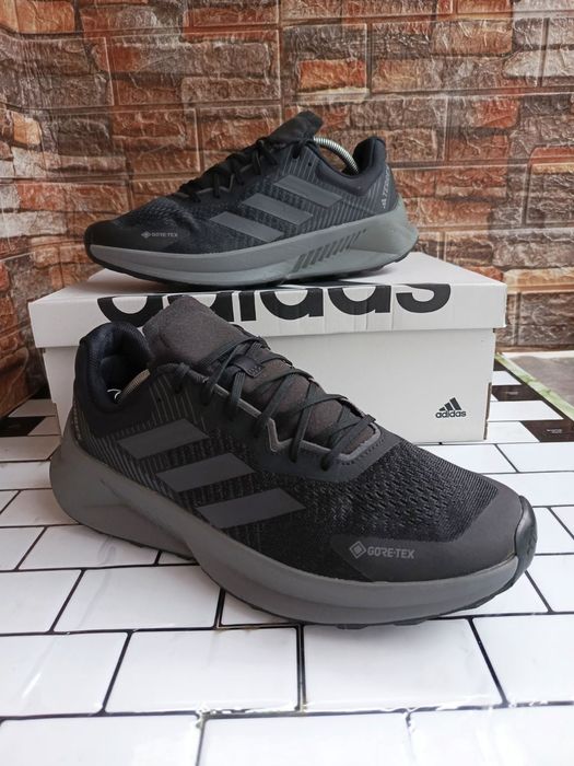 Кросівки adidas terrex GORE-TEX (45р.29 см)