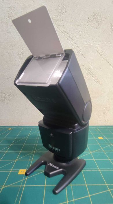 Вспышка Nissin speedlite Di466 Canon