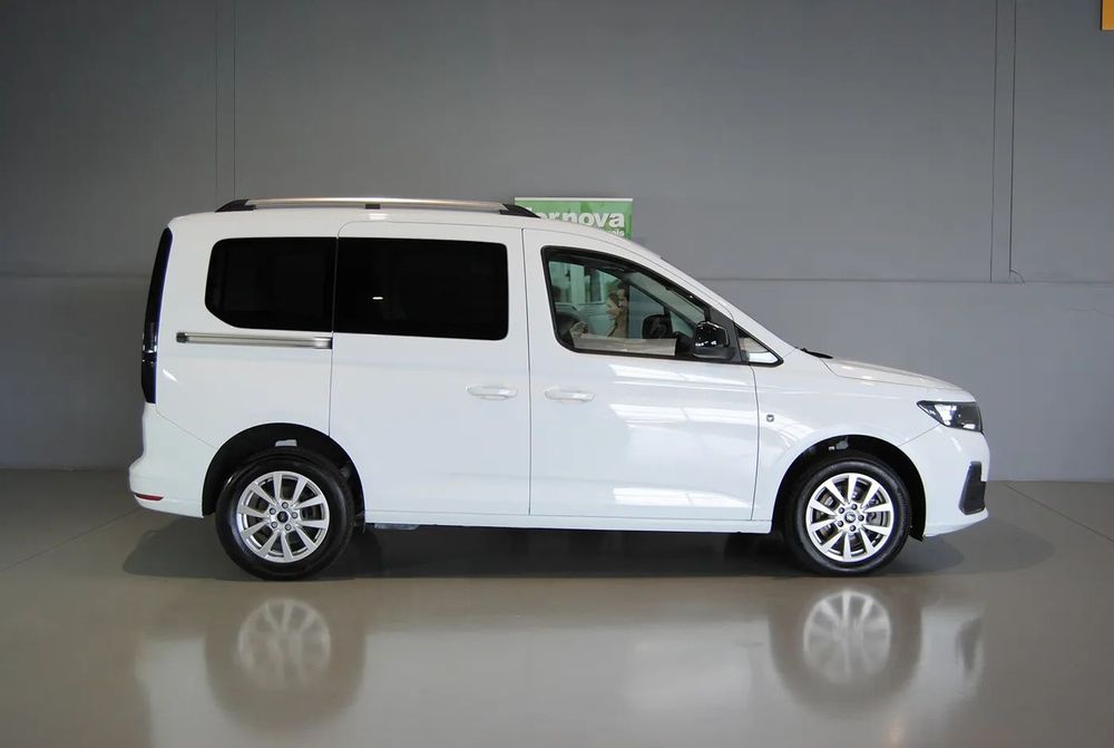 Ford Tourneo Connect 2.0 TDCi Titanium