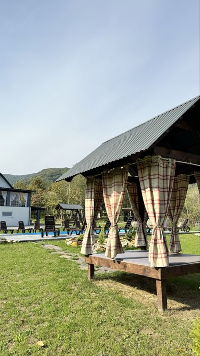 Кімнати подобово Велятино, Теплі води