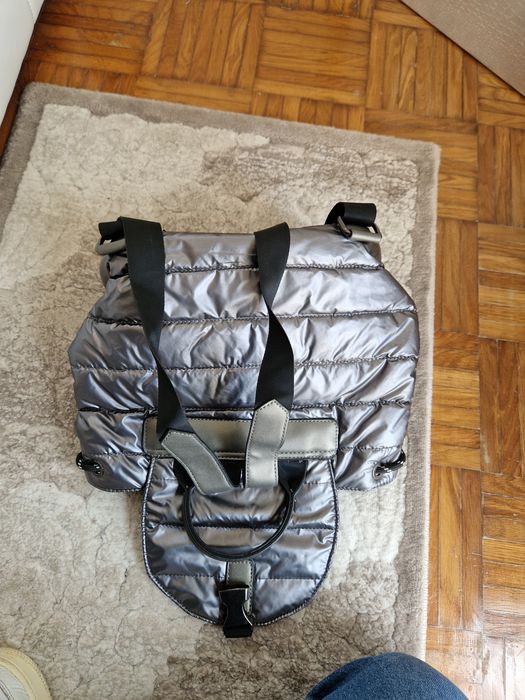 Mala costas prateada