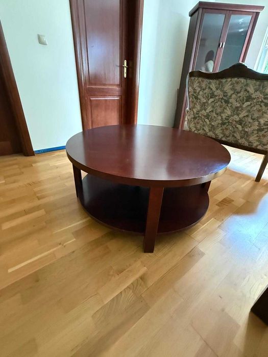 Komplet ponadczasowych mebli