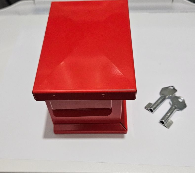 Nowa skarbonka Poczta Polska (mini skrzynka pocztowa, na listy)