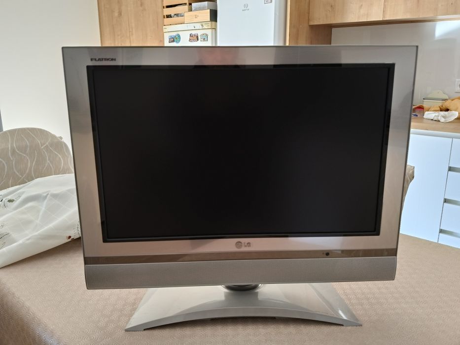 TV LG 58cm cinzenta