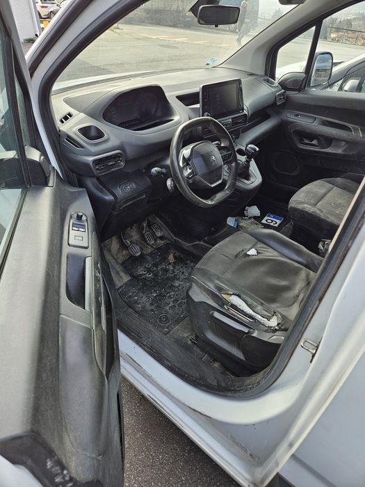 Peugeot Partner II K9 1.5  BlueHDi de 2020 para peças