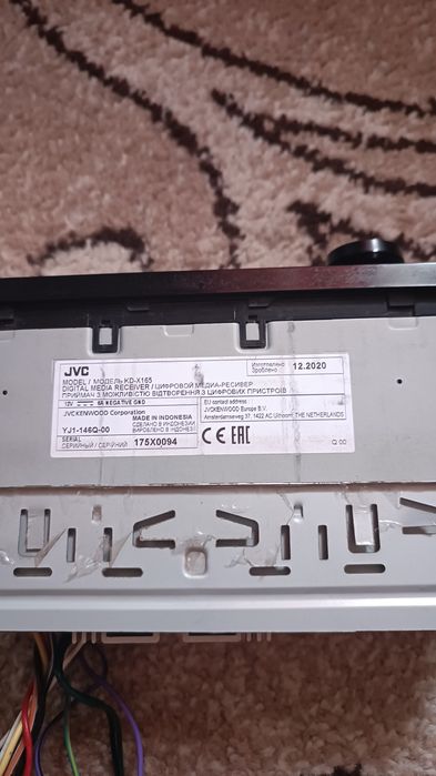 Продам автомагнітолуJVC kd r165