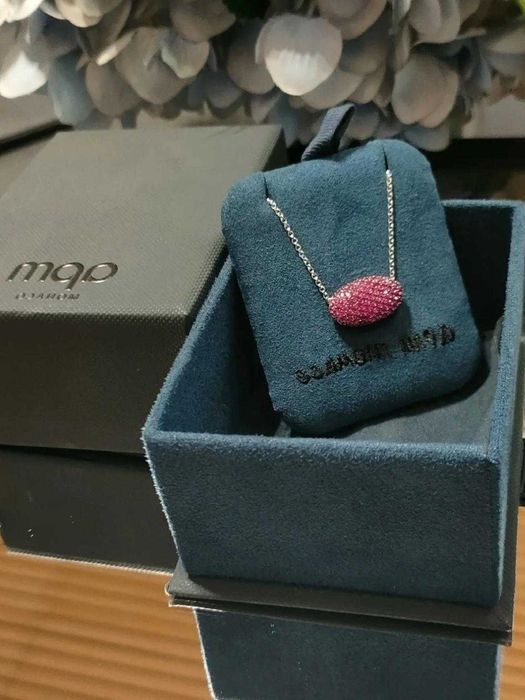 Naszyjnik APM Monaco Fuchsia – owalny, regulowany