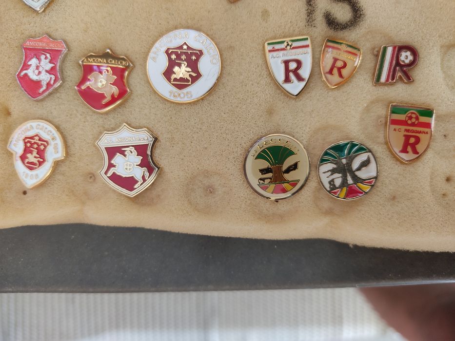 Pins Lecce Ancona Reggiana Itália