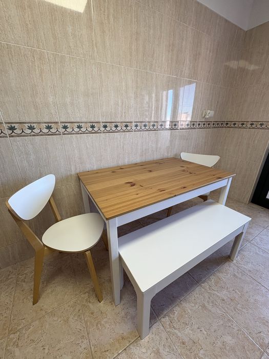 Conjunto mesa + cadeiras + banco IKEA