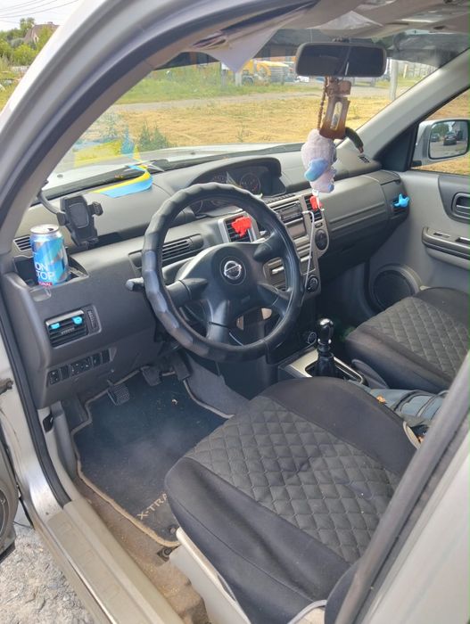 Nissan X-Trail T30