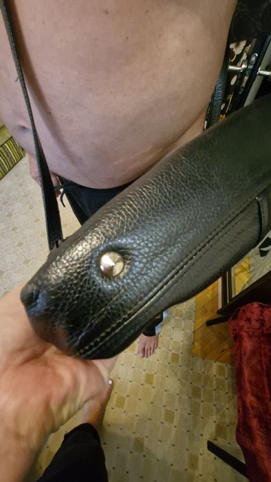 Продаю кожаную женскую сумочку