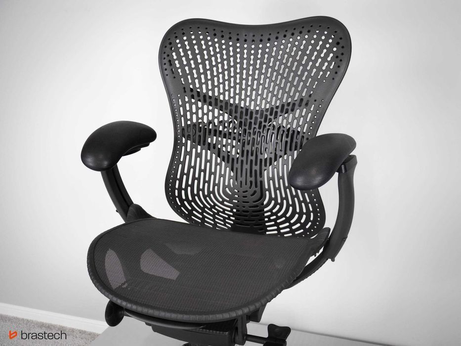 Fotel biurowy Herman Miller Mirra 2