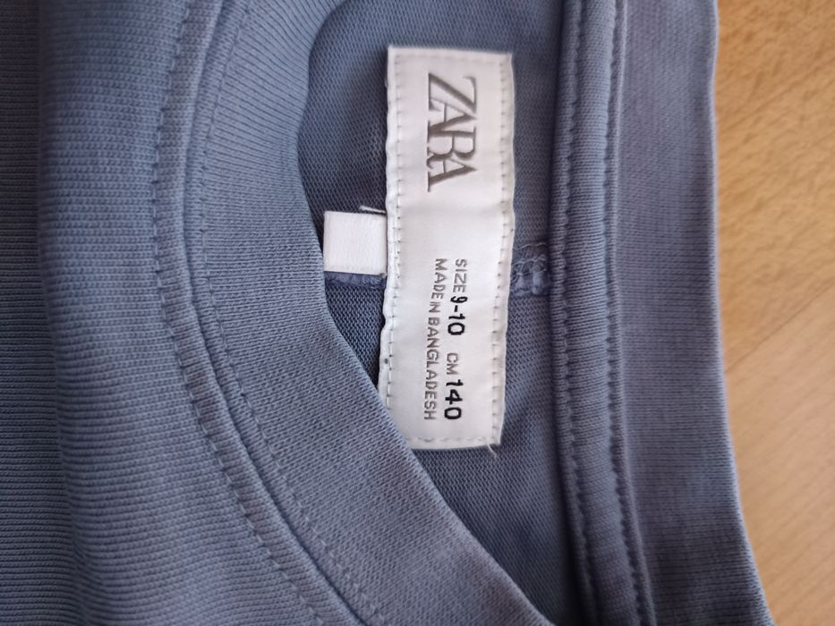 Chłopięca ciemnia  bluza