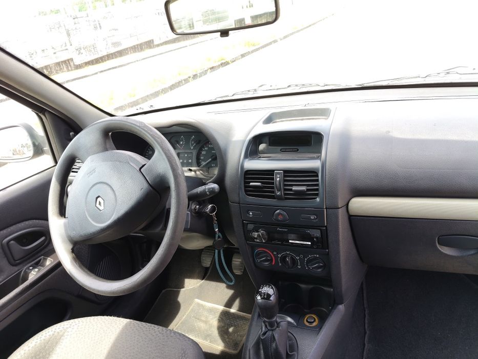 Renault Clio comercial 1.5dci