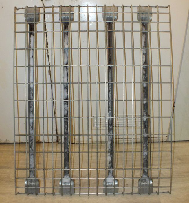 Kratka, podest, kratka na kanał samochodowy