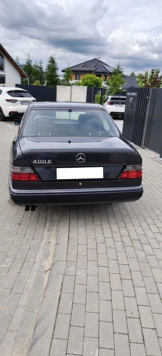 Mercedes 124 E400