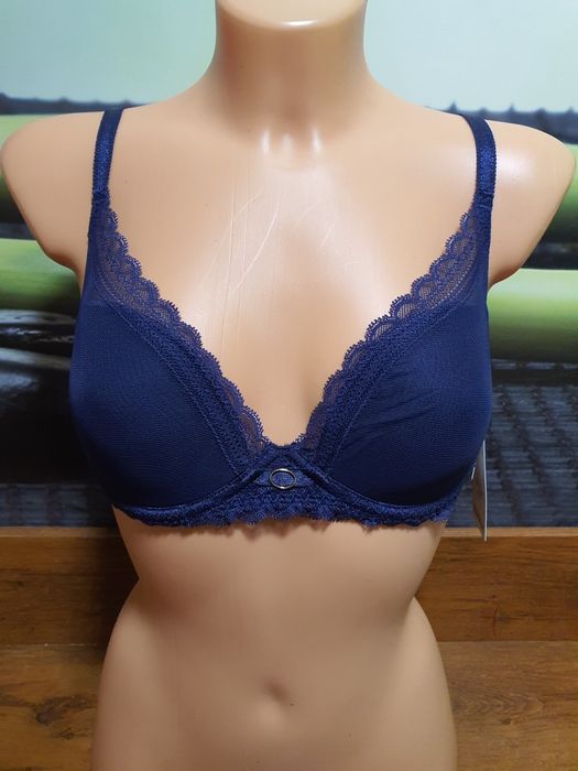 Biustonosz Chantelle 65 E