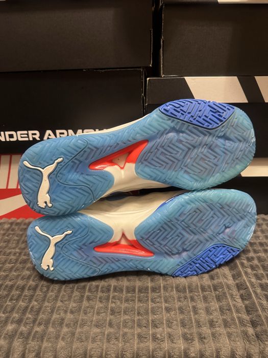 Волейбольні кросівки Puma Accelerate NITRO SQD 44,5(29см) оригінал