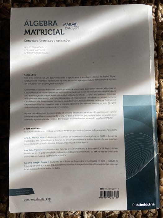 Livro Algebra Matricial - Conceitos, Exercicios e Aplicações