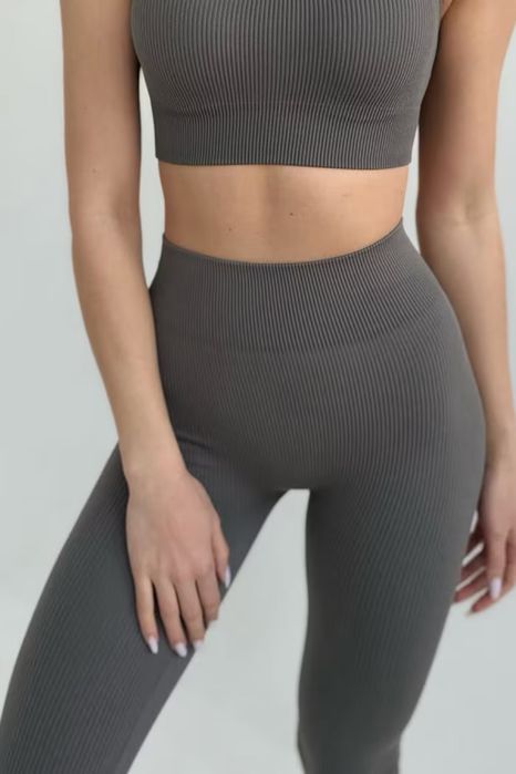 ‼️ЛОСІНИ‼️в рубчик графіт, сірий. Без пушап, безшовні легінси