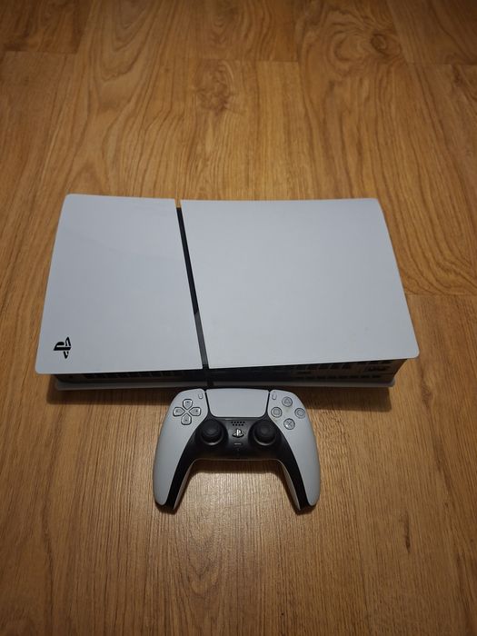 Ps5 1tb slim z napędem