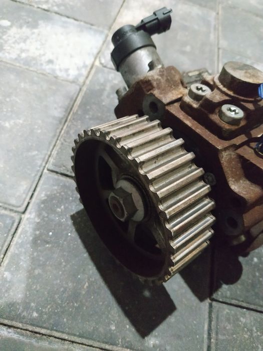 Паливний насос 1.9 ТНВД Рено Меган 3