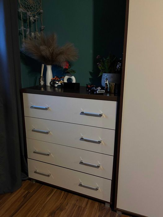 Meble młodzieżowe komplecik