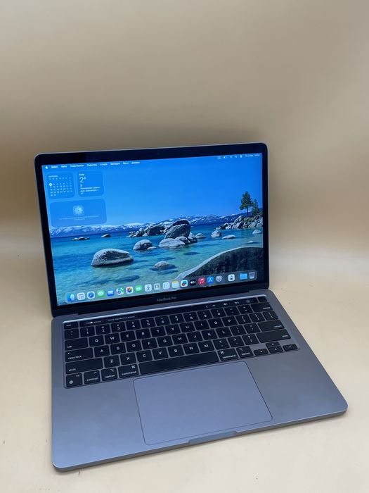 Macbook pro 2022 m2 512gb