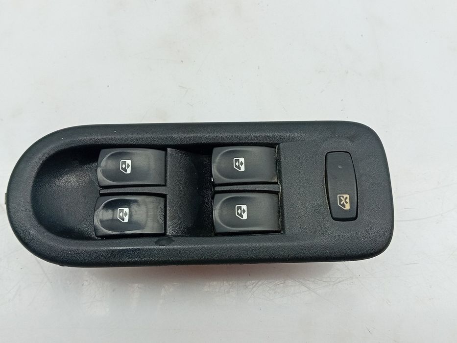 Comando / botão / interruptor vidros frente esquerdo RENAULT Clio III