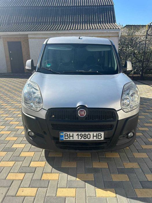 FIAT/Doblo 2012 року