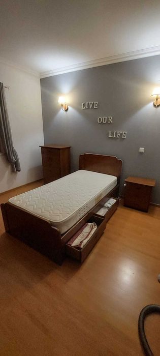 Mobília de quarto nova