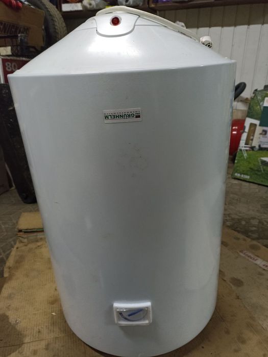 Бойлер Grunhelm 80л