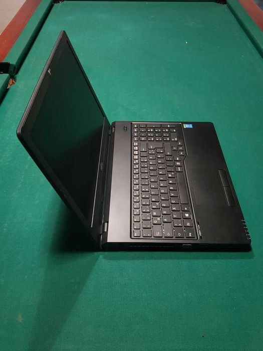 оригінал Fujitsu Lifebook A555 ноутбук коломия