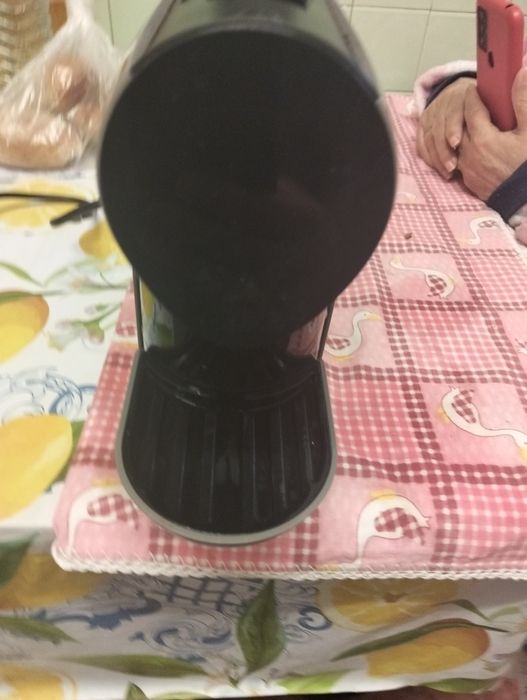 Máquina de café pastilhas continente botão não segura