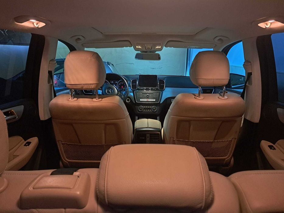 Mercedes GLE 250 D-4Matic-9G TRONIC-AMG LINE- FULL EXTRAS