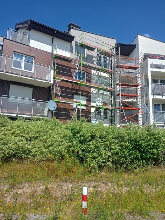 Wynajem rusztowań aluminiowych jezdnych, elewacyjnych