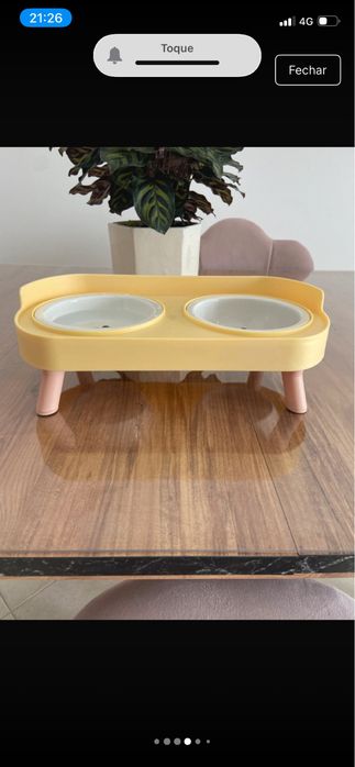 Comedouro elevado para pets