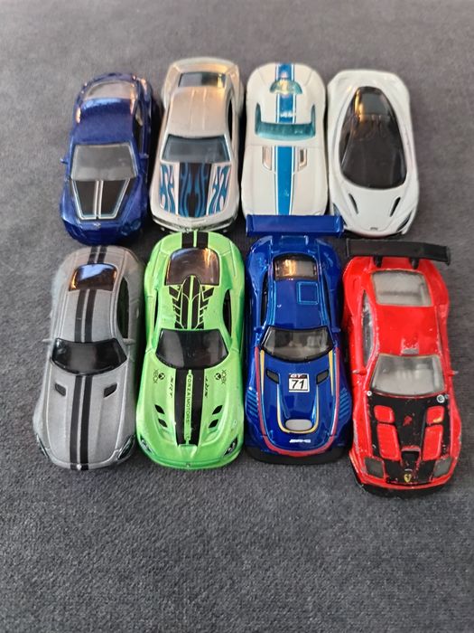 HPI  ミニジーラ　フルセット　中古 Autka hot wheels 8szt Kołobrzeg • OLX.pl