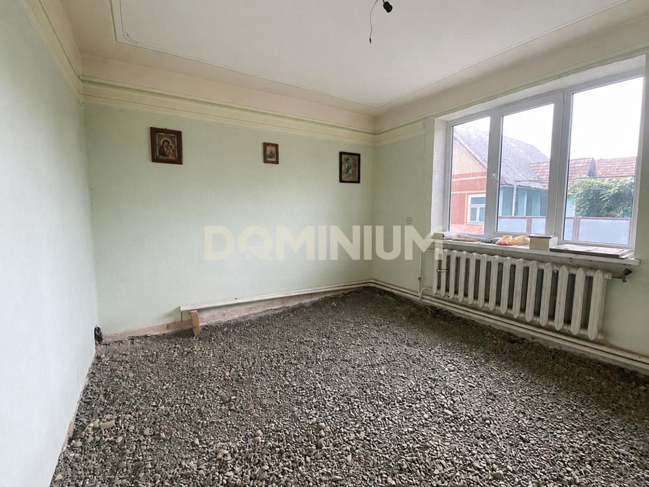Продається затишний будинок в с. Іза