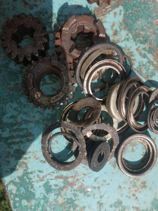 Продам нови запчастини до коробки передач восход 3 м