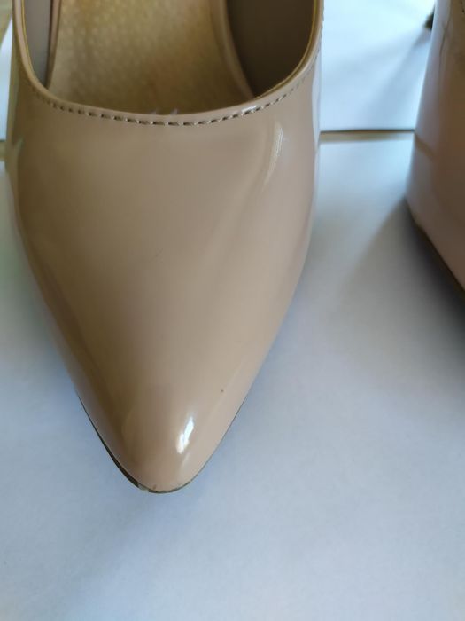 Beżowe / Nude szpilki