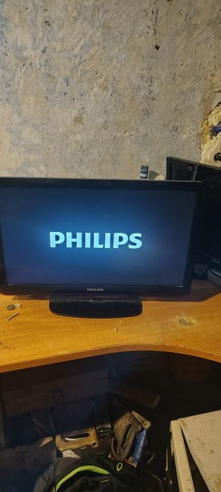 телевизор  Philips