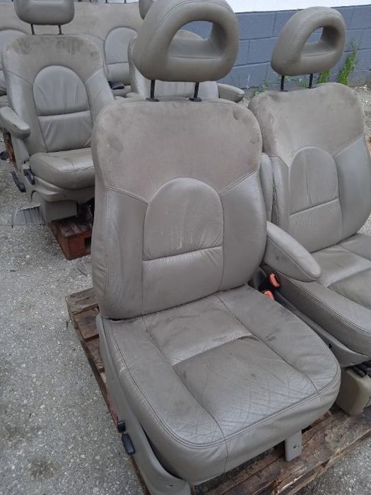 Bancos Chrysler Voyager