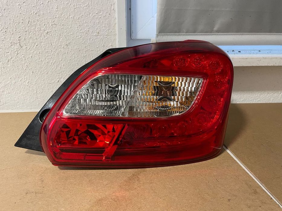 mitsubishi space star ii lift 17-20 lampa tylna prawa led tył