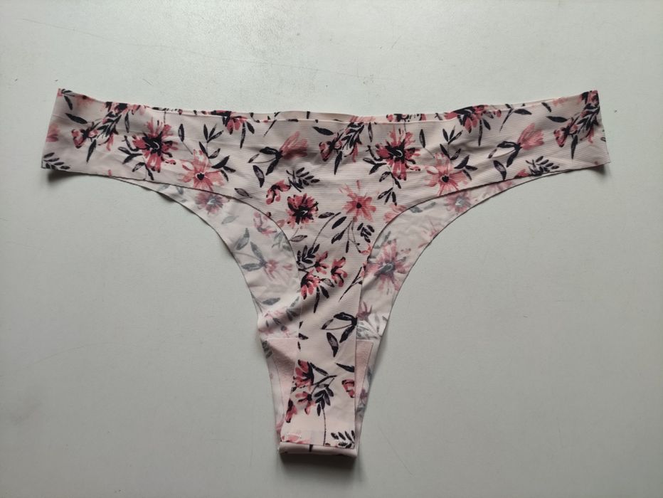 Majtki Stringi W Kwiaty L/XL Pudrowy Róż Bezszwowe