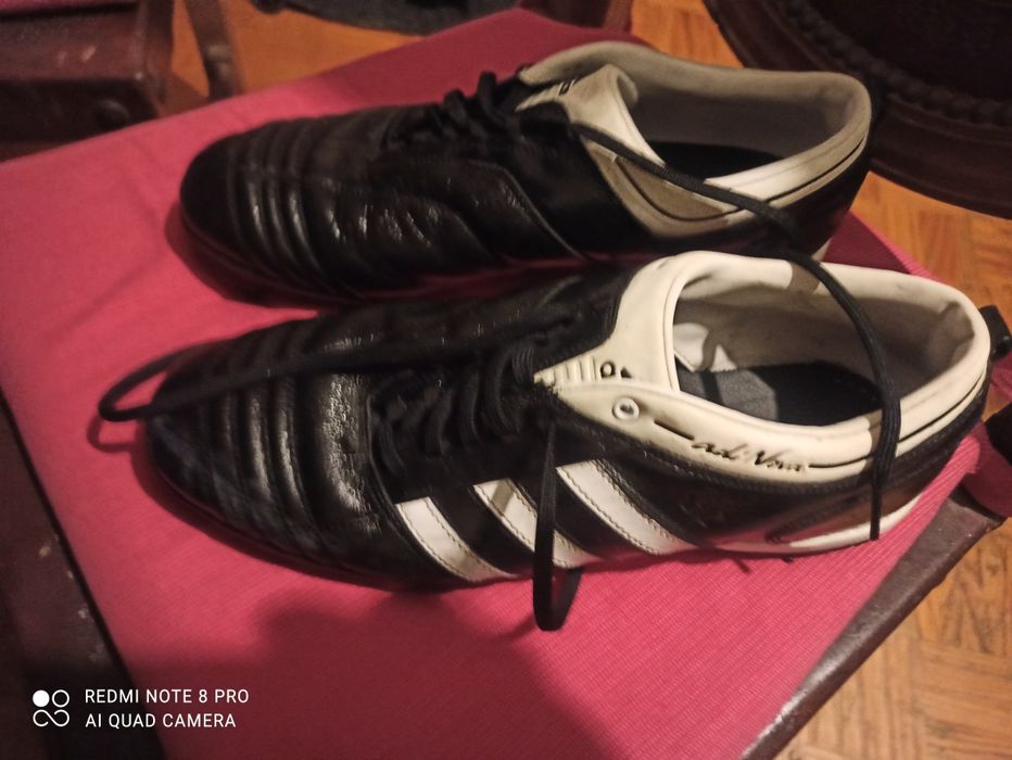 Chuteiras Adidas adinova 44